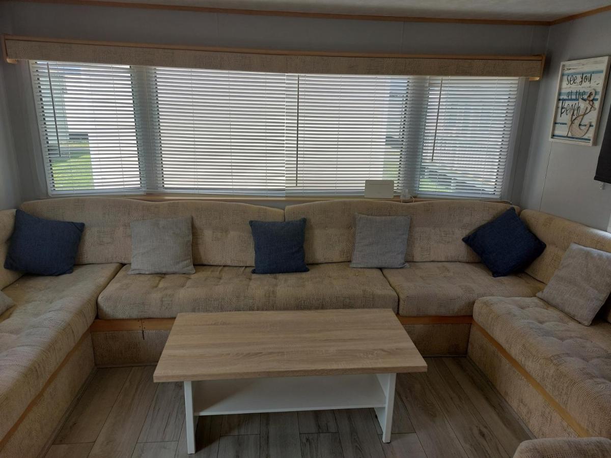 Above & Beyond Caravans Rhyl Exterior foto